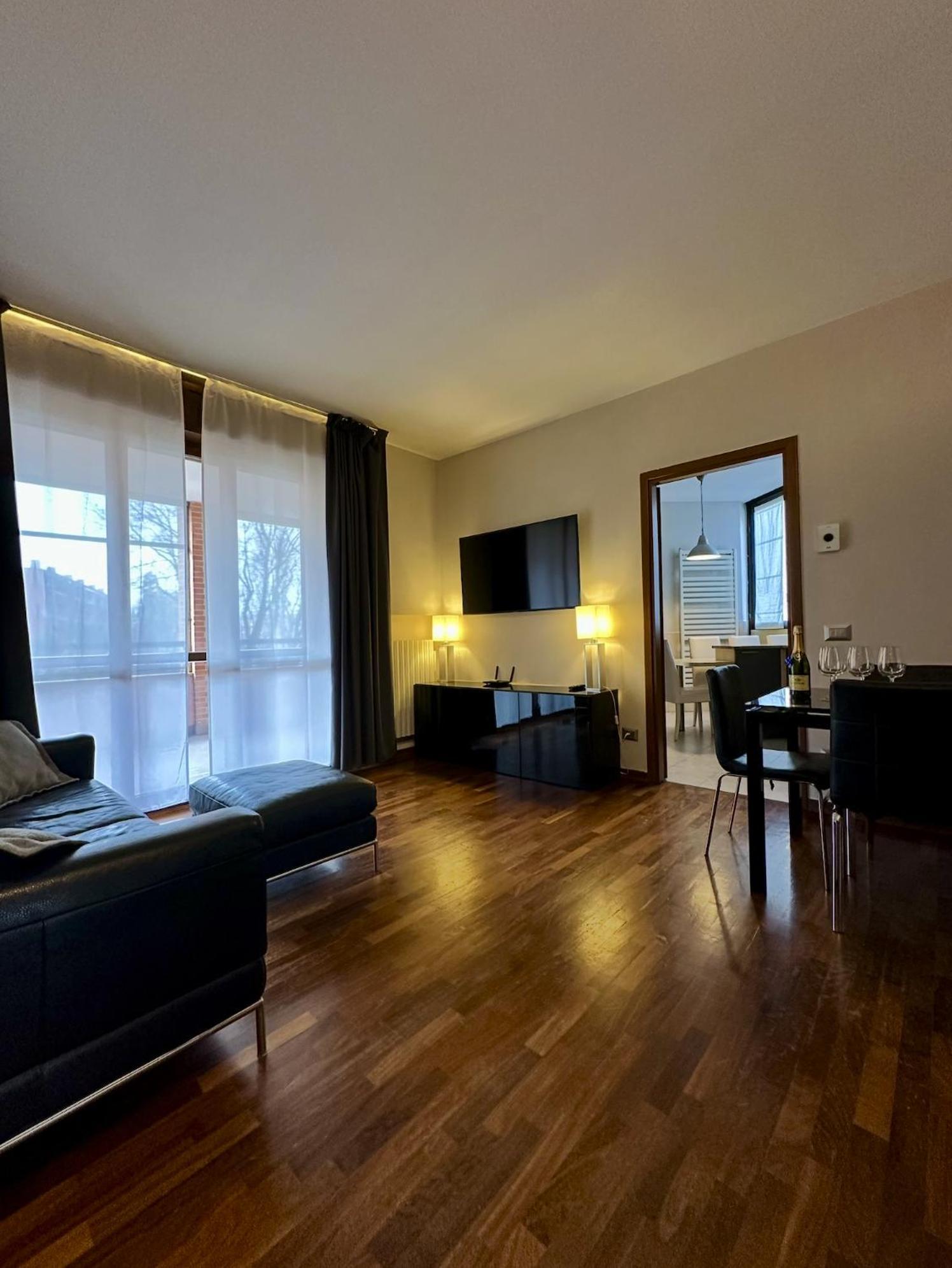 King Apartment Milano Bocconi Exterior foto